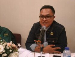 [Pengesahan UU APBN 2026 Dinilai Tutup Celah MBG Digantikan, Dana APBN Terancam?]