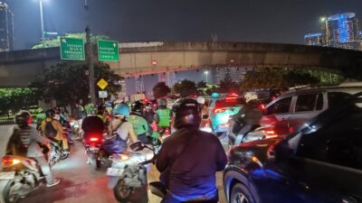 “Titik-titik Macet Malam Ini di Jakarta: Imbas Penutupan GT Semanggi I”