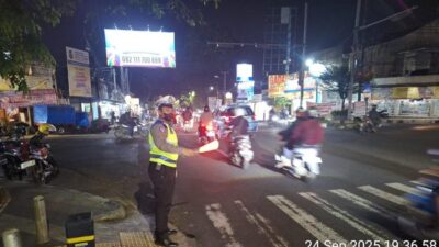 “Polisi Ungkap Penyebab Mengerikan Macet Parah Jl Lenteng Agung Arah Depok Malam Ini!”