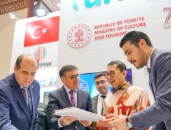 **Menbud Dorong Langkah Strategis, Sastra Indonesia Siap Bersaing di Dunia**