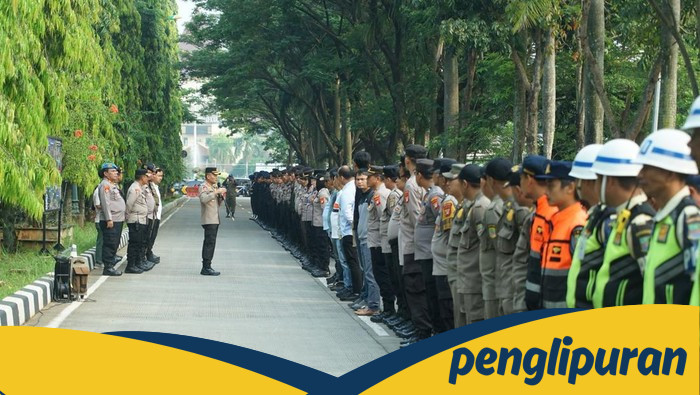 **Ribuan Polisi Siaga, Demo Buruh di Bekasi Berlangsung Aman**