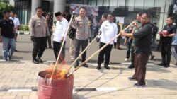 Polres Tangerang Kota Musnahkan 4,7 Kg Ganja, Sabu hingga Ekstasi dalam Aksi Curi Tersohor!