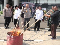 Polres Tangerang Kota Musnahkan 4,7 Kg Ganja, Sabu hingga Ekstasi dalam Aksi Curi Tersohor!