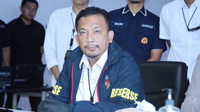 Suami di Jakbar Ngaku Menyesal Bunuh Istri, Usai Pernikahan 29 Tahun, Polisi MulaiInvestigasi