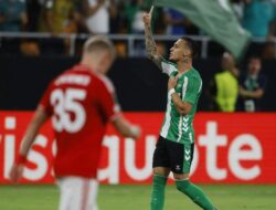 “Antony Unjuk Gigi: Assist dan Gol yang Selamatkan Tim dari Kekalahan”