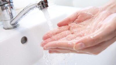 Cegah Jantung, Cuci Tangan? Dokter Ungkap Fakta Mengejutkan!