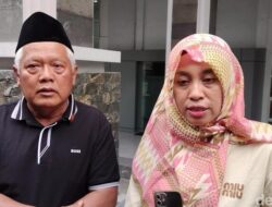 **Eks Dosen UIN Malang yang Viral Guling-guling Ngaku Diusir Tetangga, Ini Kisahnya!**