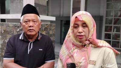 **Eks Dosen UIN Malang yang Viral Guling-guling Ngaku Diusir Tetangga, Ini Kisahnya!**