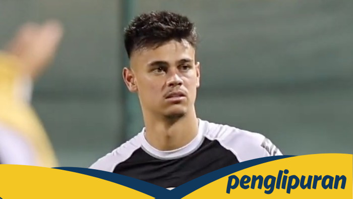 **Mees Hilgers Cs Ditepikan Timnas, Kluivert Prioritaskan Pemain Bugar untuk Kualifikasi Piala Dunia 2026**