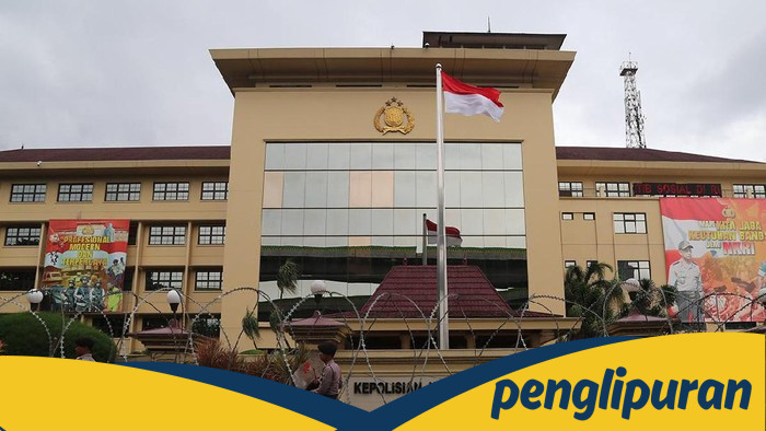 Kapolda Sulsel Irjen Rusdi Dimutasi, Brigjen Djuhandhani Menggantikan