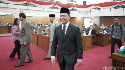 KPK Geledah Rumah Gubernur Kalbar, Ria Norsan Diduga Tersandung Kasus Korupsi Jalan