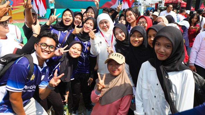 **Jatim Sportiv Festival Rekor MURI: Khofifah Ancam Perubahan Besar dalam Dunia Olahraga**