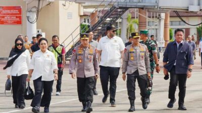 **Kapolri Ajak Pimpinan Kementerian Laksanakan Panen Raya Jagung di OKU Timur**