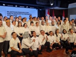 “Misteri Bapak J: Siapa Sebenarnya Ketua Baru Dewan Pembina PSI?”