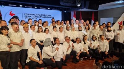 “Misteri Bapak J: Siapa Sebenarnya Ketua Baru Dewan Pembina PSI?”