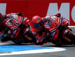 **Sprint Race MotoGP Jepang 2025: Bagnaia Asapi Marquez, Honda Gagal Podium**