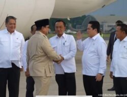 “Prabowo Kembali Tiba di Tanah Air Usai Lawatan 4 Negara, Apa yang Diperoleh Indonesia?”