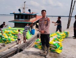 Polres Meranti Salurkan 50 Ton Beras SPHP, Masyarakat Pesisir Bersorak Kebahagiaan