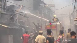 “Tragedi Tamansari: 400 Rumah Hangus, Masyarakat Jakbar Terdampak Besar”