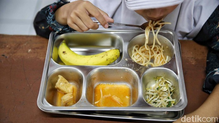 Legislator Setuju: Koki Makan Bergizi Gratis Harus Punya Pengalaman, Wacana Baru untuk Kesehatan Masyarakat