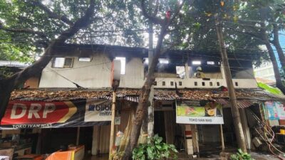 Ruko di Kebayoran Lama Kebakaran, 12 Mobil Damkar Diluncurkan – Update 1