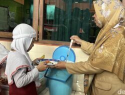 “Tolak MBG, Ortu Siswa SD di Solo Pilih Bayar Rp 10 Ribu ke Dapur Sekolah: Dukung Edukasi atau Protes?”