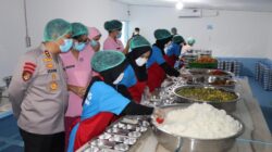 “Resmi Operasi, Dapur SPPG Polres Pelalawan Distribusikan MBG ke 1.494 Siswa: Makanan Sehat untuk Generasi Muda!”