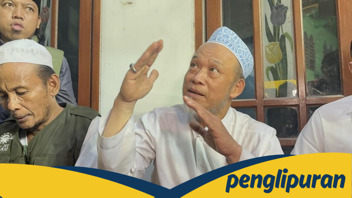 **Pengasuh Ponpes Sidoarjo Ungkap Musala Ambruk Sedang Dalam Proses Pengecoran**