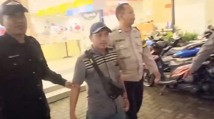 Pengamen di Bogor Diamankan Polisi Setelah Aksi Marah di Bus Wisata