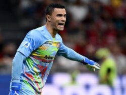 Emil Audero dan Maarten Paes: Cedera Ringan, Tapi Dampaknya Besar? [Kategori: Bola] [Keyword: Emil Audero dan Maarten Paes Diklaim Tak Cedera Serius]