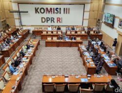 KY Terbuka Soal Kendala Menyelidiki Etik Tokoh MA