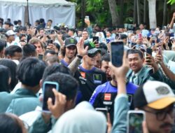 Quartararo Nongkrong Bareng Anak SMA: Kenangan Zaman Sekolah yang Mencolok dalam Dunia Otomotif!