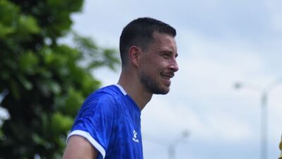 “Thom Haye: Persib, Rumah atau Hanya Tempat Transit?”