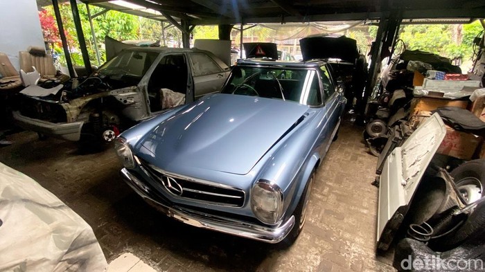 **Ini Wujud Mercy Klasik BJ Habibie yang Dicicil RK dan Sempat Disita KPK: Kisah Mobil yang Menyita Perhatian**