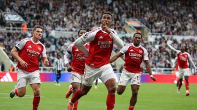 West Ham Antisipasi Set Piece Arsenal: Pertempuran Taktik di Liga Premier