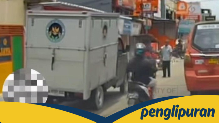 **Mobil Boks Logo BGN Tabrak Motor Lawan Arah di Depok, Pemotor Luka-luka**