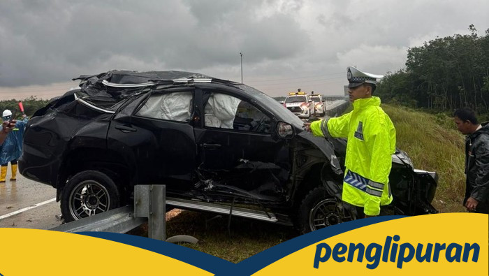 Fortuner Kecelakaan Hingga Ringsek di Tol Bangkinang Riau, 3 Orang Terluka