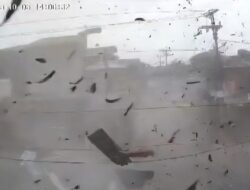 Puting Beliung Menerjang 2 Desa di Bojongsoang, Bandung: Ratusan Warga Terdampak