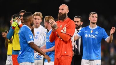“Napoli dan Roma Puncak, Milan Kehilangan Gelar Klasemen Liga Italia”