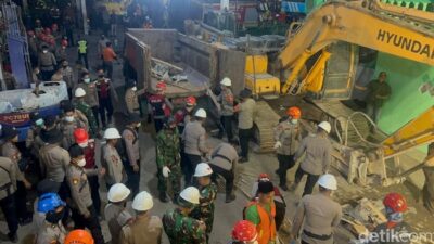 54 Jenazah Ditemukan, Basarnas Terus Update Pencarian Korban Ponpes Al Khoziny