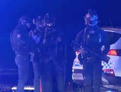 Dunia Hari Ini: Penembak Sydney yang Lukai Belasan Orang Akhirnya Ditangkap