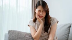 **Viral Gigi Berlubang Bisa ‘Menular’ ke Pasangan, Benarkah? Ini Penjelasan Dokter**
