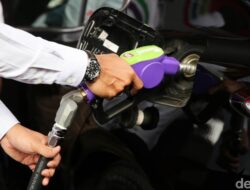 **ESDM Klaim Mobil Indonesia Cukup Etanol 20%, Benarkah?**