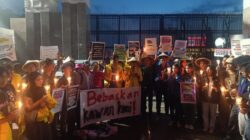 [Massa Nyalakan Lilin di DPR, Aksi ‘Piknik’ yang Menyulut Kebohongan!]