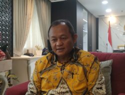 Sarmuji Serahkan Mobil Operasional, Dukung Pendidikan di Ponpes Al-Falah Blitar