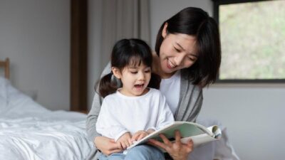 “Anak Cerdas? Ibu atau Gen yang Menentukan? Riset Menjawab!”