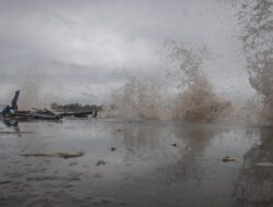 BMKG Peringatkan Potensi Banjir Rob di Pesisir Banten, Dampak Supermoon dan Bulan Baru pada Oktober 2025