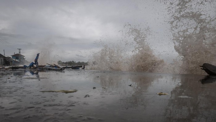 BMKG Peringatkan Potensi Banjir Rob di Pesisir Banten, Dampak Supermoon dan Bulan Baru pada Oktober 2025