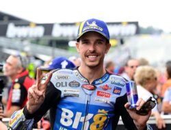 **Abangnya Cedera, Alex Marquez Kritik Manuver Bezzecchi di Mandalika**
