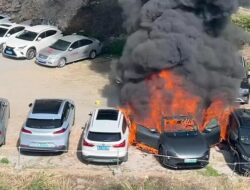 Waduh! Avatr 06 Terbakar di Parkir, 1.066 Km Jarak Tempuh